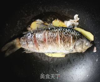 鲫鱼豆腐汤的做法步骤：7