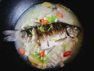 鲫鱼豆腐汤的做法步骤：11