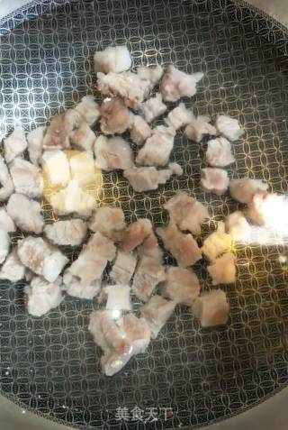 西红柿炖牛腩的做法步骤：3