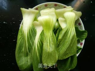 冲菜炒毛豆的做法步骤：2