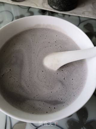 香浓黑芝麻杏仁露的做法步骤：7