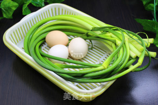 蒜薹炒蛋的做法步骤：1