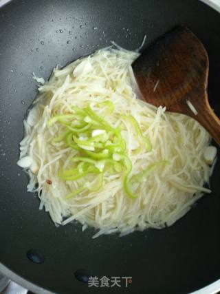 青椒土豆丝的做法步骤：6