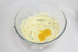 担心孩子没零嘴吃？不存在的，蔓越莓奶酥的做法步骤：5