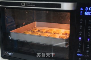 担心孩子没零嘴吃？不存在的，蔓越莓奶酥的做法步骤：12