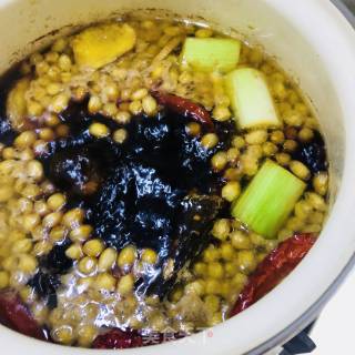 黄豆猪脚的做法步骤：6