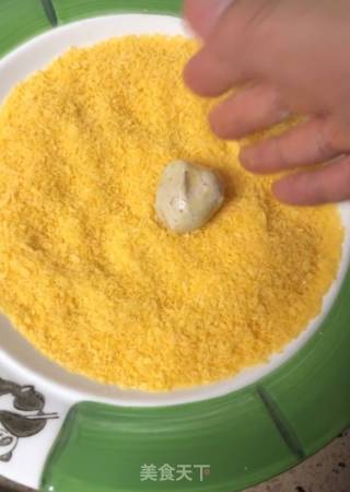 香炸糯米蛋壳球的做法步骤：10