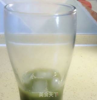 抹茶拿铁冰咖啡的做法步骤：6