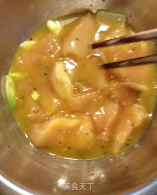 韩式炸鸡胸肉的做法步骤：3