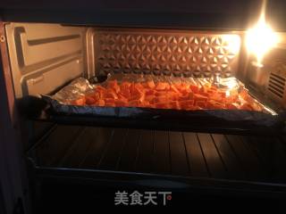 芝士焗虾红薯沙拉的做法步骤：3