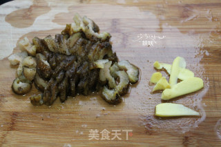 海参小米粥的做法步骤：4