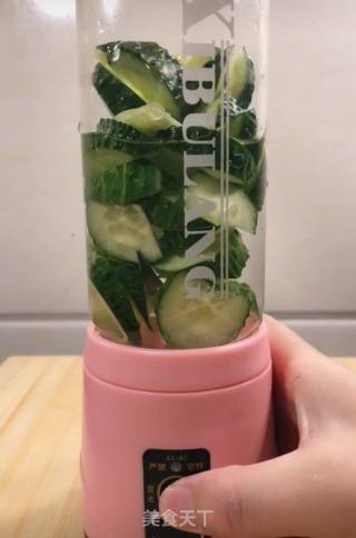 黄瓜鸡蛋饼的做法步骤：3