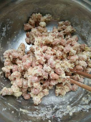香脆花生米的做法步骤：3