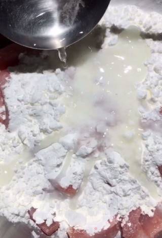 糖醋里脊的做法步骤：4