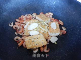 河虾焖豆腐的做法步骤：7