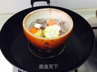 玉米胡萝卜炖猪心的做法步骤：5