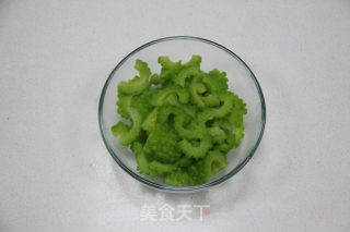 不用怀疑，夏季最强刮油消脂苦瓜水的做法步骤：3