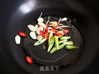 爆炒鱿鱼的做法步骤：6