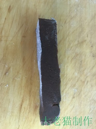 豆沙蛋黄饼的做法步骤：1