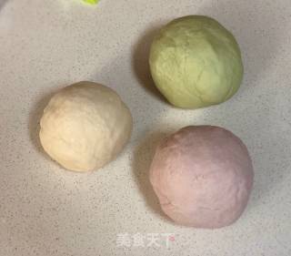 番茄鸡蛋三色面鱼儿的做法步骤：2