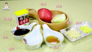 儿童版煎排骨，还有浓浓的苹果香哦！的做法步骤：1