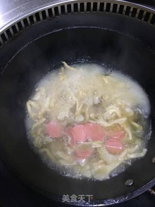 平菇肉片汤的做法步骤：3