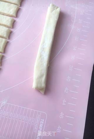 无水小油条的做法步骤：9