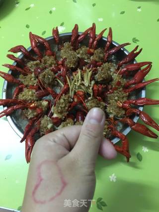 小龙虾蒸粉丝的做法步骤：6