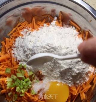 油炸素丸子的做法步骤：3