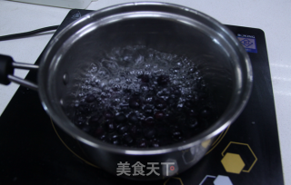 蓝莓果酱的做法步骤：4