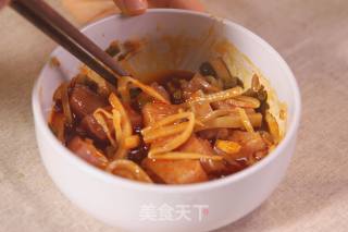 螺蛳酸笋肉粽的做法步骤：4