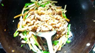 荤菜—青椒豆干肉丝的做法步骤：13