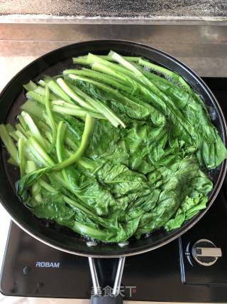 玉米面菜饼子的做法步骤：1