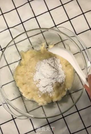 香蕉芝麻球的做法步骤：4