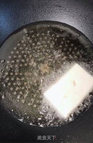 五花肉炖豆腐的做法步骤：3