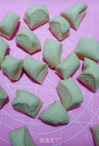 酸菜猪肉菜团子的做法步骤：7