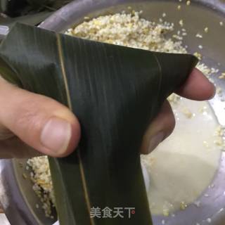 咸香粽子的做法步骤：28