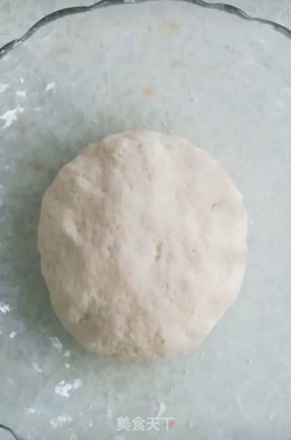 葱花饼的做法步骤：4