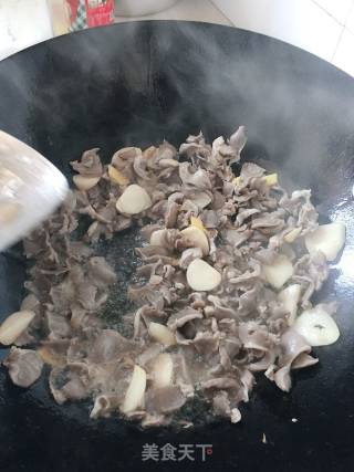 酸辣鸡杂，激活你的味蕾的做法步骤：3