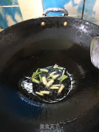 菌菇炖豆腐的做法步骤：2