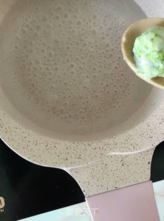 虾球清汤面的做法步骤：8