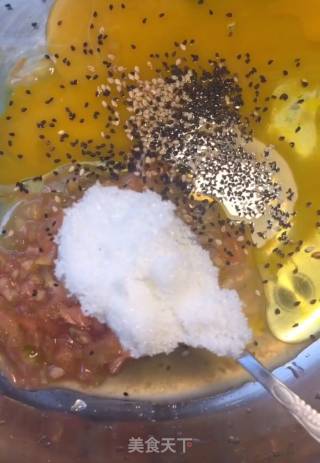 西红柿芝麻酥的做法步骤：3