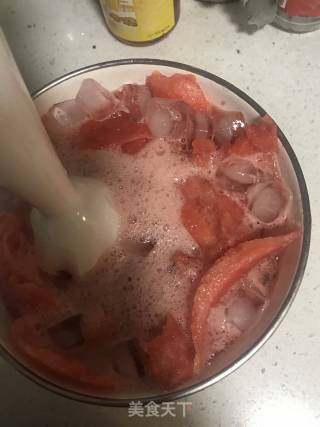 宝贝的纯鲜水果汁（适用可榨汁的任何水果）的做法步骤：4