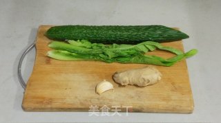 "面条"油泼面—翻滚的精彩的做法步骤：1