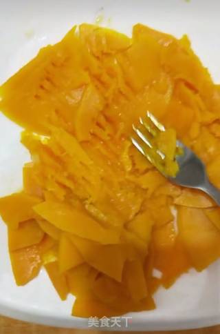 脆皮南瓜豆沙饼的做法步骤：2