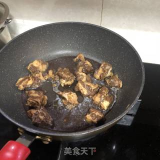 腐竹牛腩煲的做法步骤：7