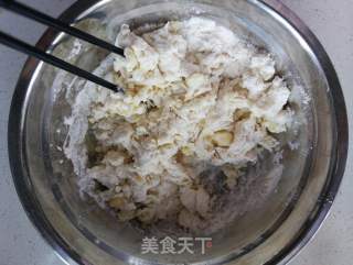 油酥烧饼的做法步骤：3