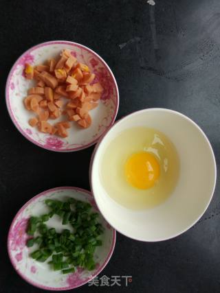 米饭煎蛋堡的做法步骤：2
