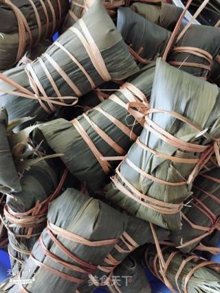 端午节裹粽子的做法步骤：9