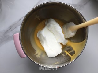 芝麻肉松蛋糕卷的做法步骤：12